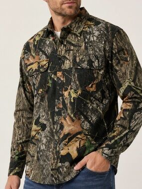 Cabela’s Men’s XL Reg Camo Forest Button-Front Long Sleeve Cotton Flannel Shirt